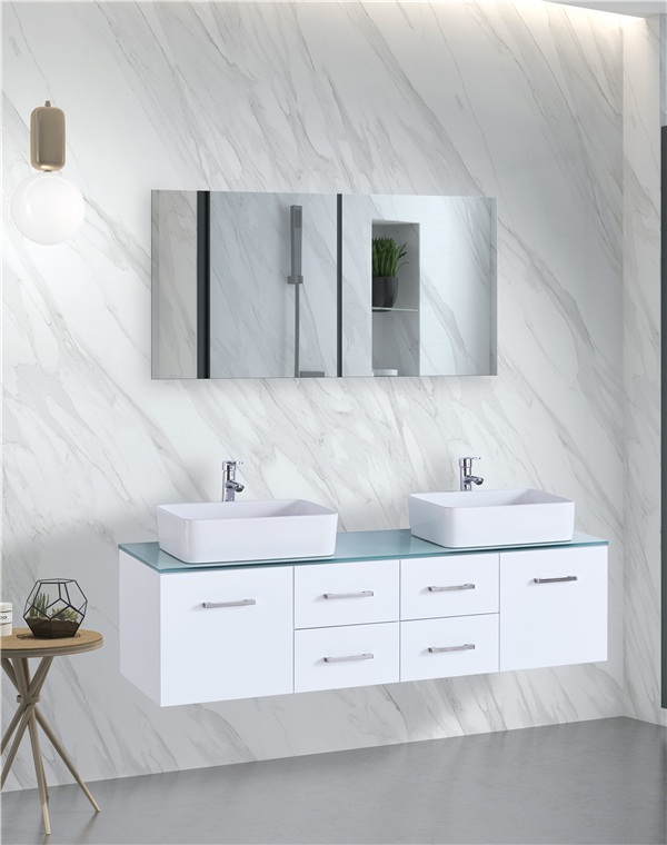 ウォールキャビネットに取り付けられたGGP22