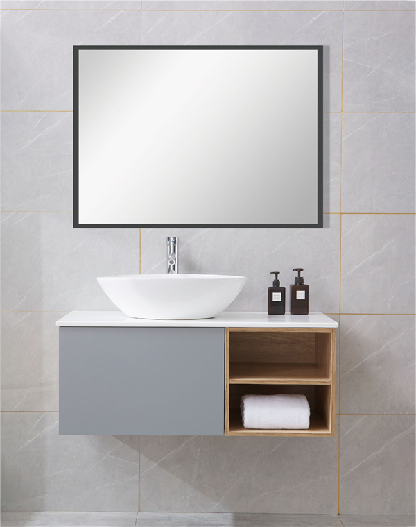 安い化粧品GGM18